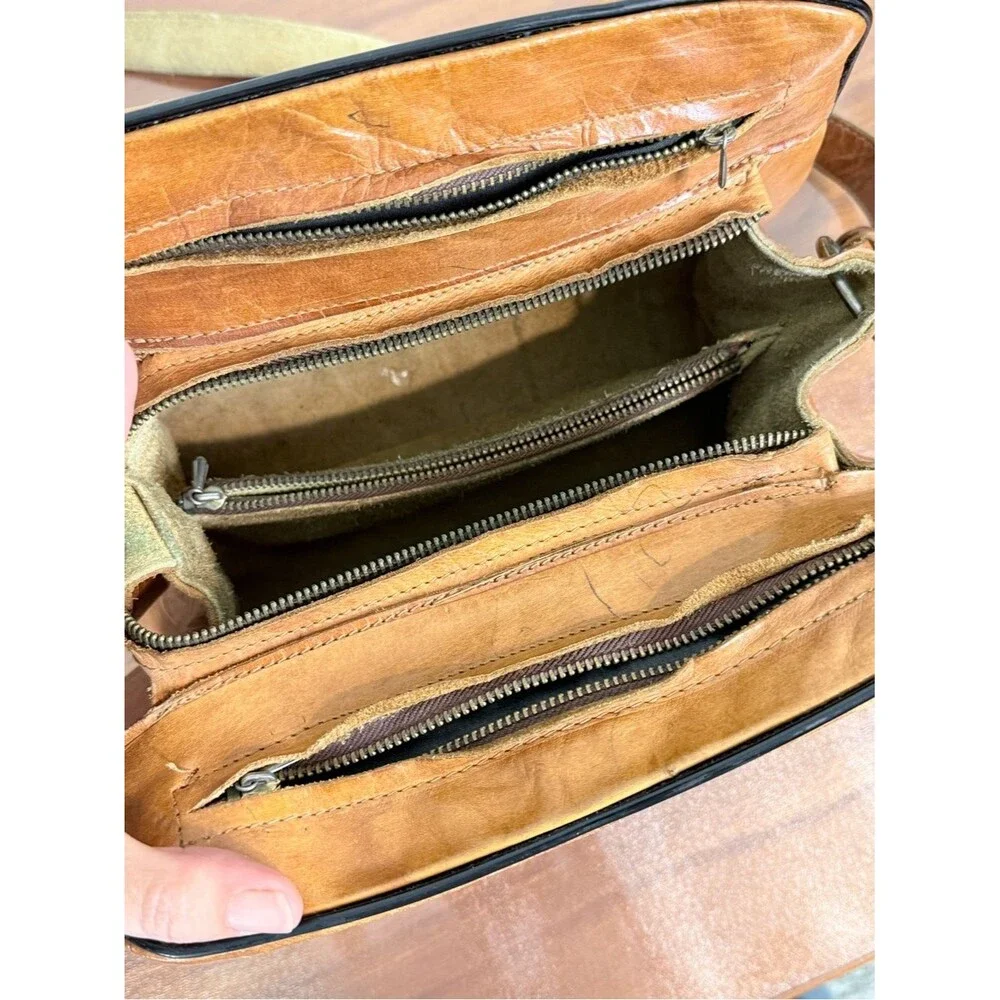 Vintage Tooled Tan Leather Shoulder Bag Boho